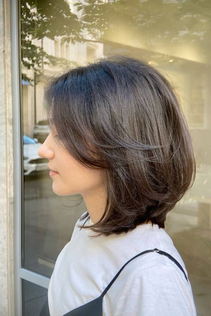 Effortless wavy long layered bob outdoors