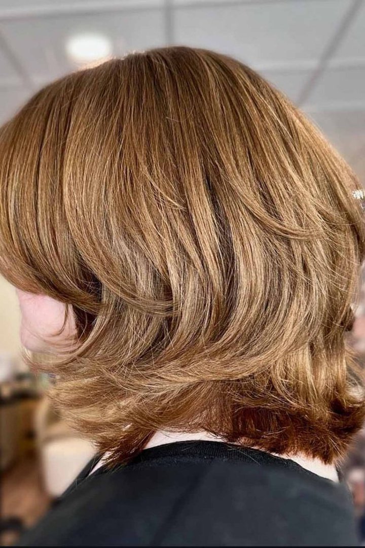 French bob with soft balayage highlights