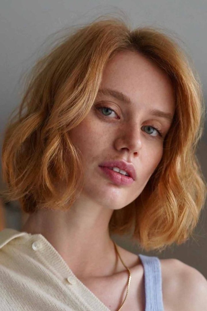 Dark brunette french bob glossy