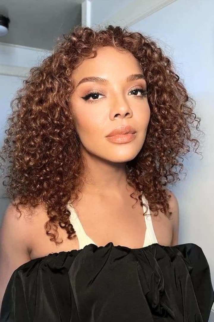 Kitty cut on naturally curly hair with rounded layers