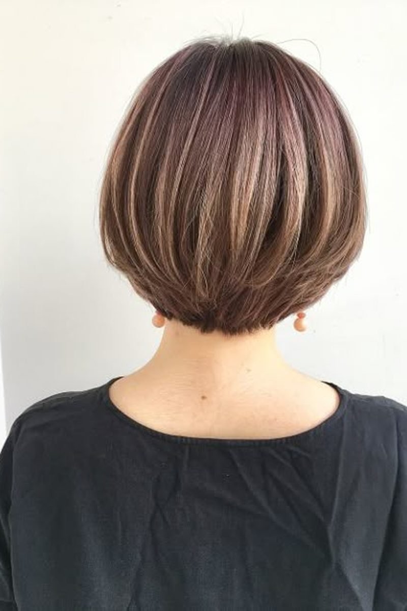 Air-dried short layered bob embracing natural texture